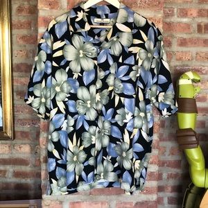 Tommy Bahama Floral Pattern 100% Silk Hawaiian